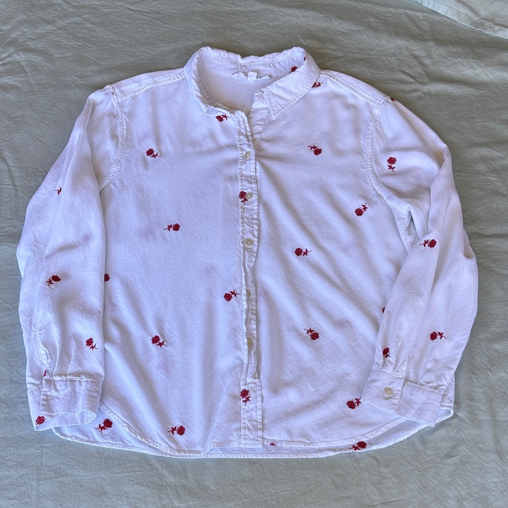 Women White Button-Up Shirt with Red Floral Embroidery.

From smoked / pet free